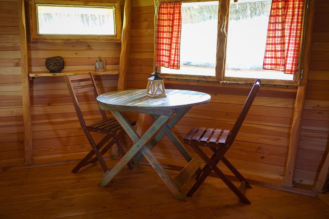 Cabane Perchee Dans Les Arbres Saint-Hilaire-en-Morvan Eksteriør billede